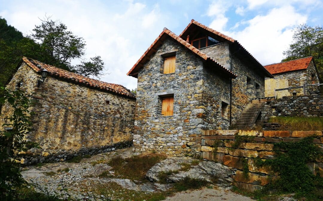 Estaroniello, a orillas del río Yaga
